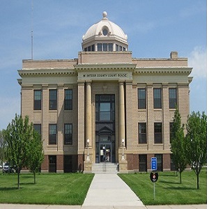 McIntosh_County_Courthouse_-_pixel_300.jpg Image